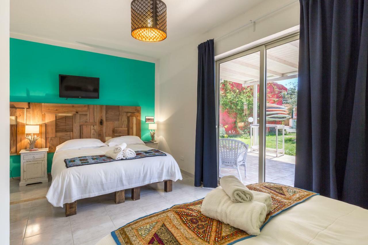 Floripa Surf House Bed and Breakfast Santa Maria Del Focallo Eksteriør billede