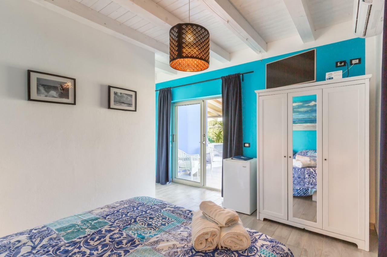 Floripa Surf House Bed and Breakfast Santa Maria Del Focallo Eksteriør billede